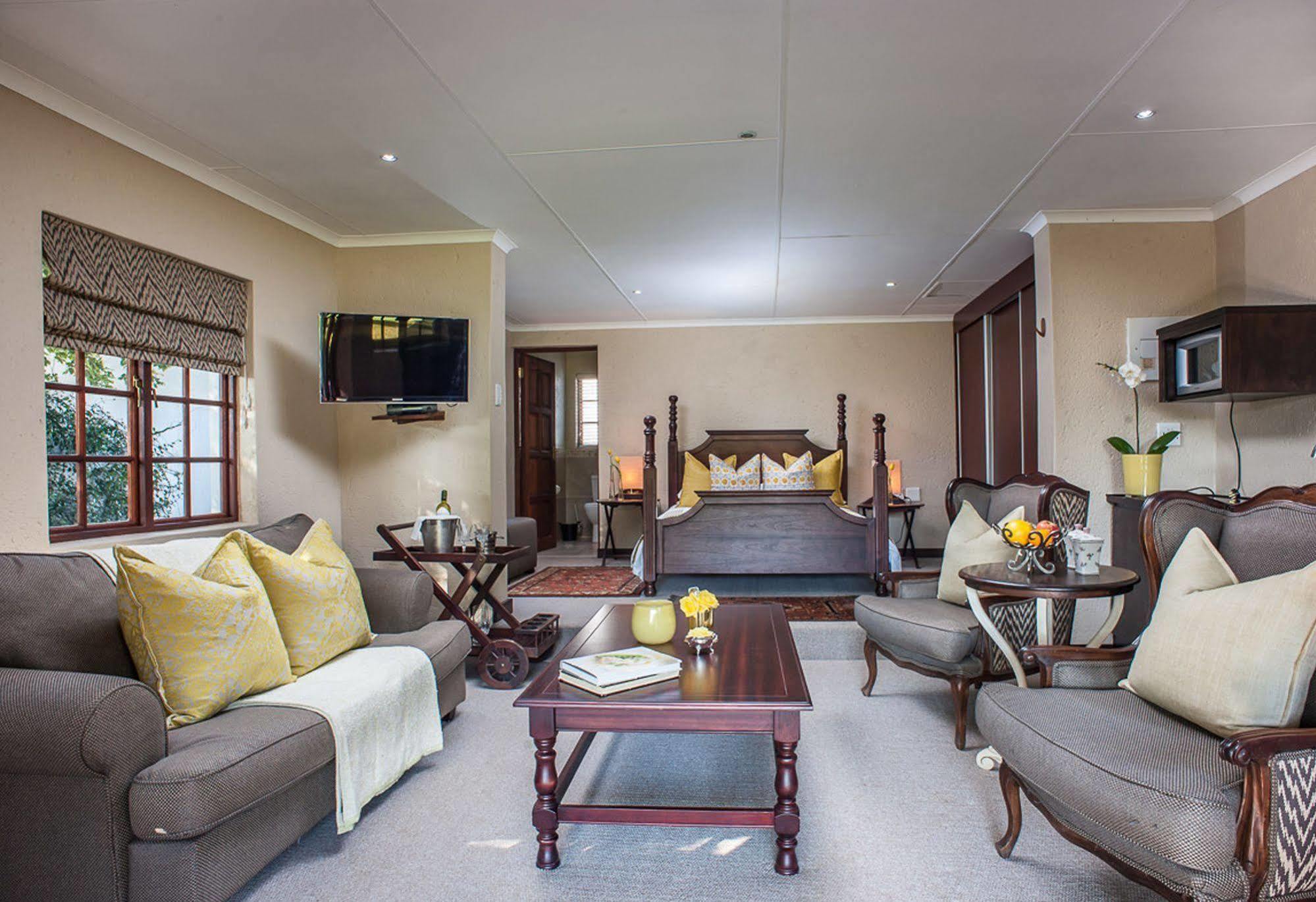 River Meadow Manor سنتوريون المظهر الخارجي الصورة